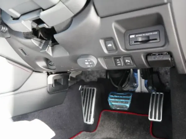 Nissan GT-R 3.8 Track Edition engineered by nismo 4WD MY25 Garage Kept Non-Smoker P-Glass Genuine Front/Rear Drive Recorder (Wangan Blue 4-Coat Multi-Flex PM) — photo 8