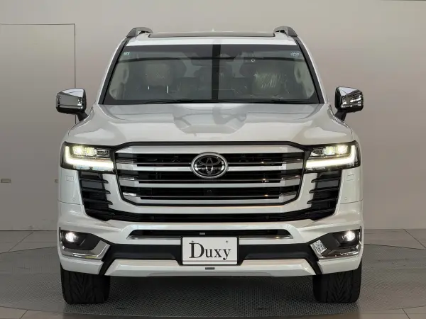 2026 Toyota Landrcuiser 300 — photo 2