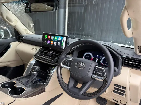 Toyota Land Cruiser 300 3.5 ZX 4WD 2026 Model Modellista Aero & Alloy Wheels Cool Box Rear Electric Diff Lock Tire Pressure Sensor Cold Area Tonneau Cover 12.3-inch JBL Premium Navigation Rear Entertainment System Roof Rail Beige Interior (Precious White Pearl) — photo 9