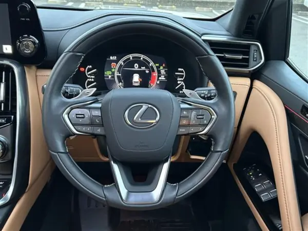 2024 Lexus Lx — photo 3