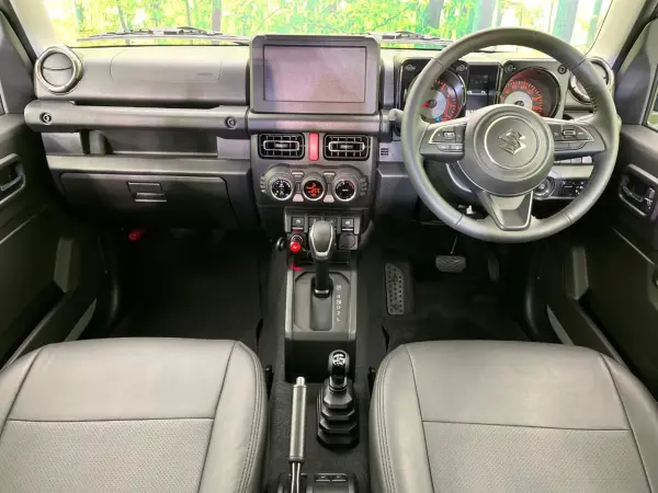 2025 Suzuki Jimny Sierra — photo 2