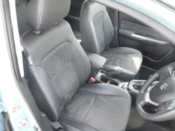 Suzuki Escudo 1.4 4WD — photo 9