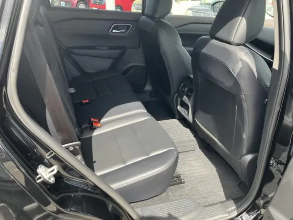 Nissan X-Trail 1.5 G e-4ORCE 4WD with Factory 12.3-inch Memory Navi, Emergency Brake, Heated Seats All Rows, Around View Monitor, Lane Departure Prevention, ProPilot, Parking Assist Auto Steering — photo 8