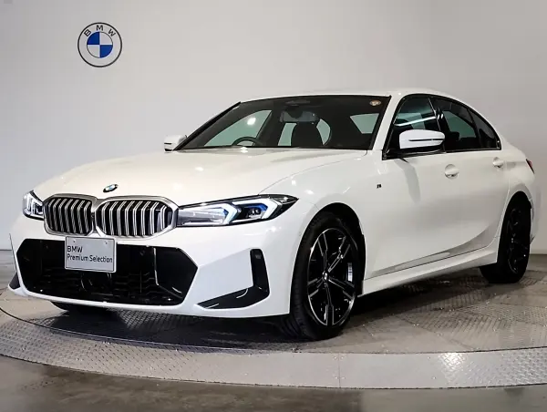 BMW 3 Series 320d xDrive M Sport Diesel Turbo 4WD Late Model M Performance Seats Parking Assist Plus Active Cruise Control Head-Up Display Seat Heaters Reverse Assist Power Trunk LED Headlights 18-inch AW (Alpine White)