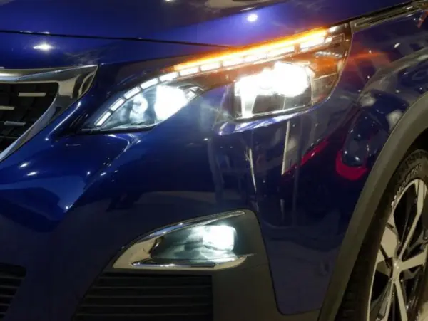 Peugeot 3008 GT BlueHDi Diesel Turbo — photo 7