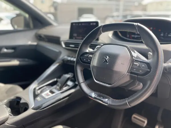 2018 Peugeot 3008 — photo 3 | Tuminion Kenya