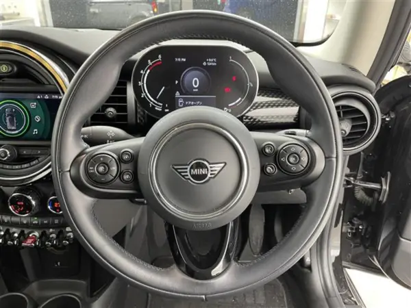 Mini Cooper SD 3 Door — photo 7