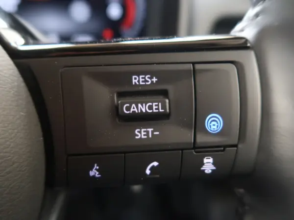 2023 Nissan Xtrail — photo 3