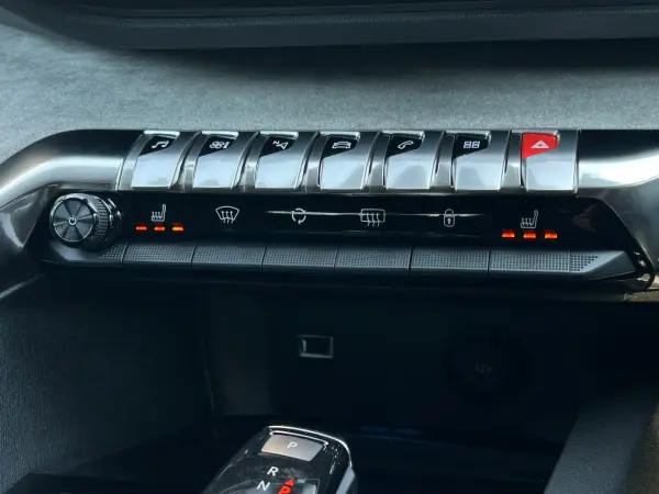 Peugeot 3008 GT BlueHDi Diesel Turbo Certified Used Car with 1-Year Warranty Panoramic Sunroof 360° Drive Recorder + Rear Camera Apple CarPlay/Android Auto Front & Back Sonar Wide Back Camera Advanced Grip Control 18AW (Celebes Blue) — photo 8