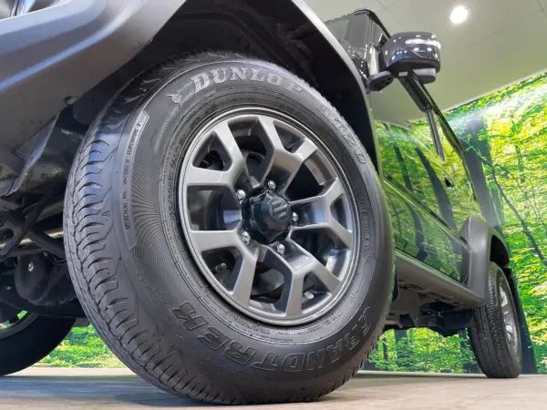 Suzuki Jimny Sierra 1.5 JC 4WD — photo 9