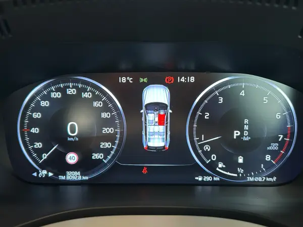 Volvo XC60 B5 AWD Inscription 4WD Harman Kardon Speakers Head-Up Display Bluetooth Front/Rear Dashcam Roof Rails Power Tailgate Cruise Control 360° Backup Camera Genuine Navi/One-Seg ETC (Denim Blue Metallic) — photo 7