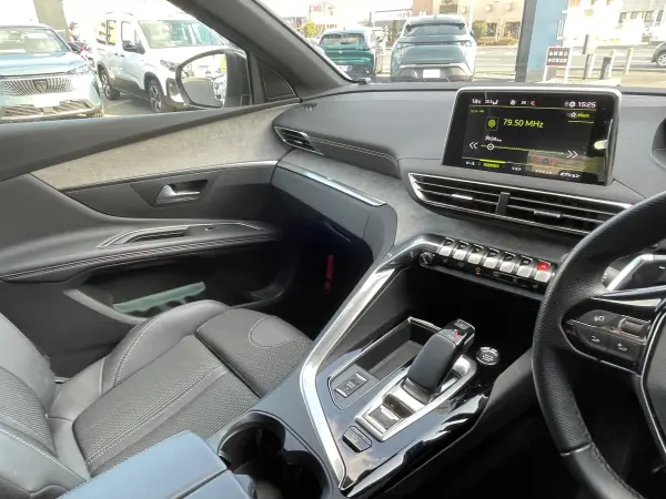 2023 Peugeot 3008 — photo 7 | Tuminion Kenya