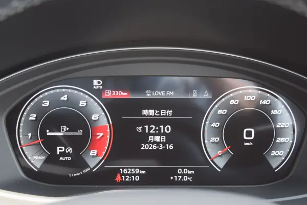 Audi SQ5 3.0 4WD Certified Used Car Air Suspension Red Calipers (Daytona Gray Pearl Effect) — photo 9