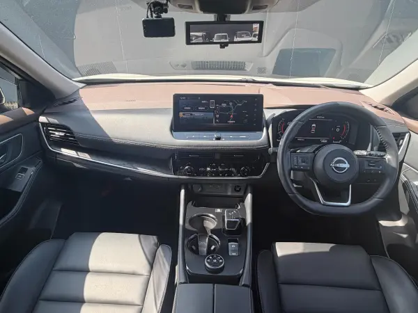 Nissan X-Trail 1.5 G e-4ORCE 4WD with Nissan Connect Navigation, ProPilot, and 360-Degree Camera (Pearl White) — photo 7