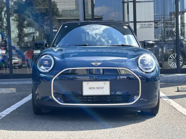 2025 Mini Cooper — photo 3
