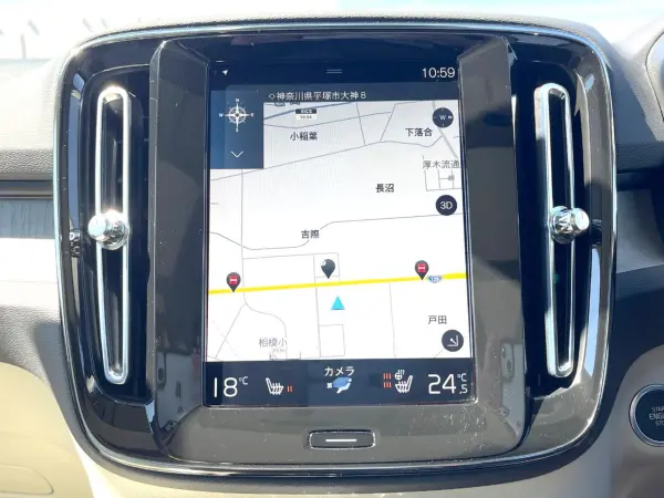 Volvo XC40 Recharge Plug-in Hybrid T5 Inscription Certified Used Car Panoramic Glass Sunroof Harman/Kardon White Leather Genuine Navigation 360° View Camera Non-Smoking Car Power Seats with Memory Function Seat Heater Power Tailgate Bluetooth (Crystal White) — photo 8