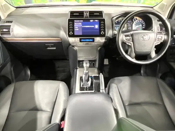 2023 Toyota Landcruiser Prado — photo 2