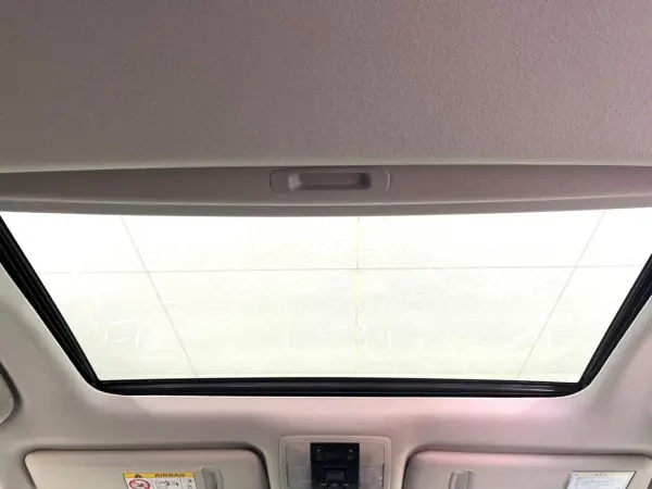 2023 Toyota Landcruiser Prado — photo 3