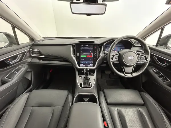 2025 Subaru Legacy Outback — photo 2