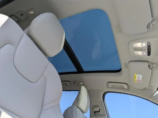 Volvo XC90 Ultimate T8 AWD Plug-in Hybrid 4WD Certified Used Car — photo 9