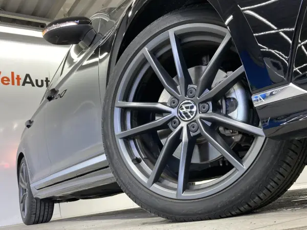 Volkswagen Passat Variant TDI R-Line Diesel Turbo Travel Assist Genuine Navigation 19-inch Alloy Wheels Seat Heater Rear Camera ETC On-board Unit Head-up Display Surround View Camera R-Line Exclusive Interior Brake Assist (Deep Black Pearl Effect) — photo 8