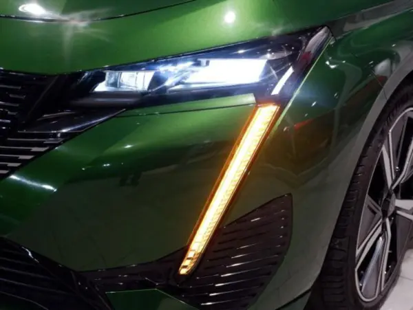 Peugeot 308GT BlueHDi Diesel Turbo — photo 7