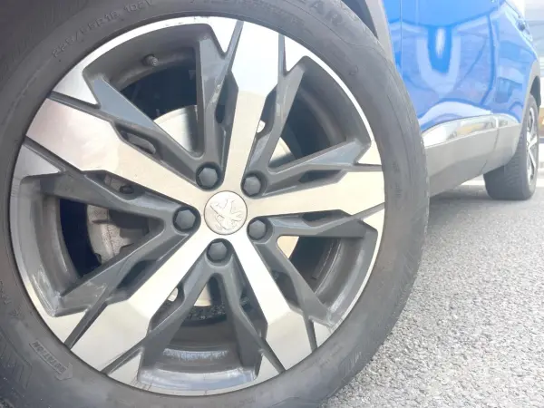 Peugeot 3008 GT BlueHDi Diesel Turbo Panorama Sunroof Apple CarPlay Backup Camera Adaptive Cruise Power Seats Heated Seats Electric Tailgate Full LED Headlights Advanced Grip Control Genuine 18-inch AW Non-Smoking Car (Vertigo Blue) — photo 9