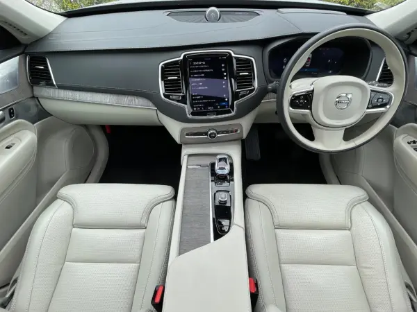 2024 Volvo Xc90 — photo 2