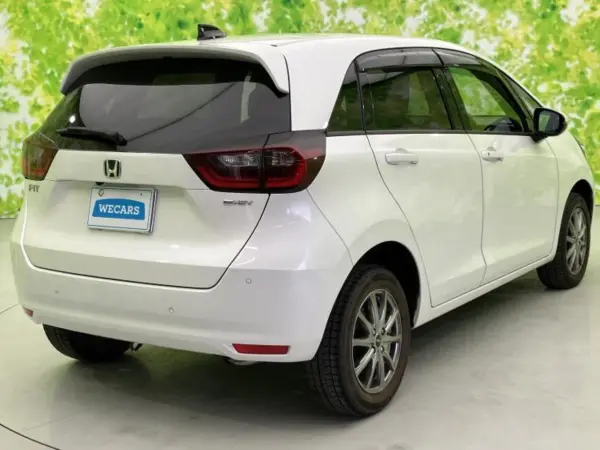 2022 Honda Fit — photo 3 | Tuminion Kenya