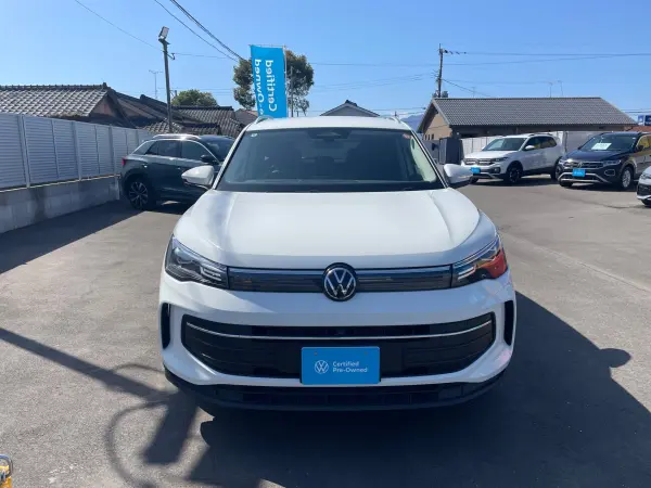 2025 Volkswagen Tiguan — photo 2