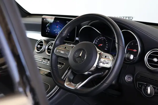 Mercedes-Benz GLC220 d 4MATIC AMG Line Diesel Turbo 4WD — photo 7