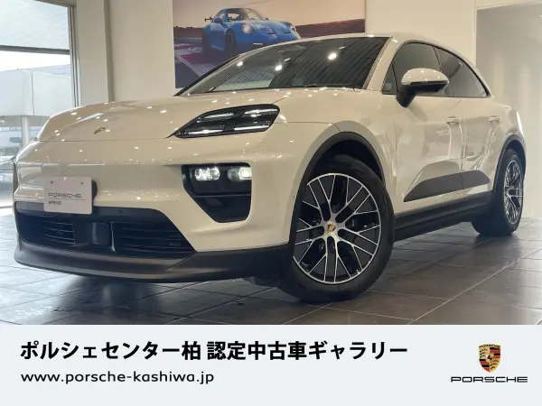 Porsche Macan 4 4WD Certified Used Car / Company Demo Car / Matrix LED Lights / Panoramic Roof / Air Suspension / 18-Way Adaptive Seats / Front Seat Heating & Cooling / BOSE Sound (White) — thumbnail 1