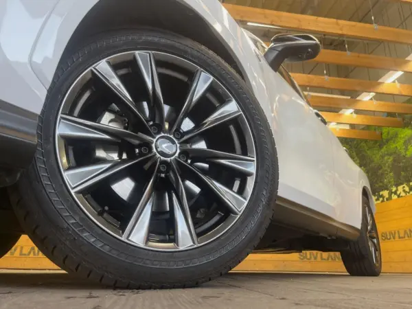 Lexus NX 350h F Sport 4WD Panoramic Sunroof Genuine 14-inch Navigation Surround View Camera Pre-Collision Safety Radar Cruise Blind Spot Monitor Triple LED Headlights 20-inch Alloy Wheels ETC Red Leather Seats Dashcam (White Nova Glass Flake) — photo 9