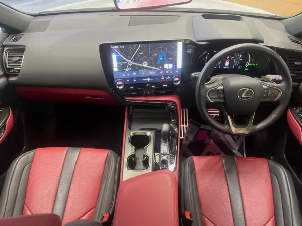 2023 Lexus Nx — photo 2