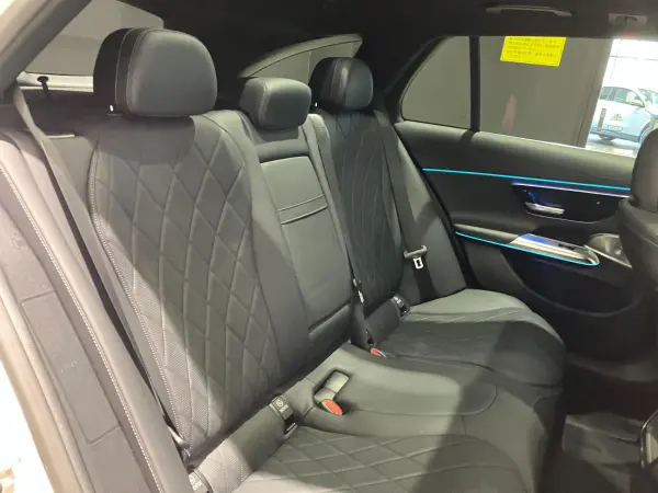 Mercedes-Benz E-Class Wagon E200 Avantgarde AMG Line Package (with ISG) MP202401 Head-Up Display 360° Camera System Adaptive Highbeam Assist Plus Ambient Light Digital Interior Package MBUX Superscreen Leather Exclusive Package (Opalith White) — photo 7