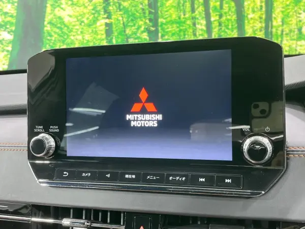 2022 Mitsubishi Outlander — photo 3