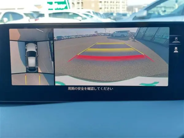 2023 Mazda 3 Fastback — photo 2