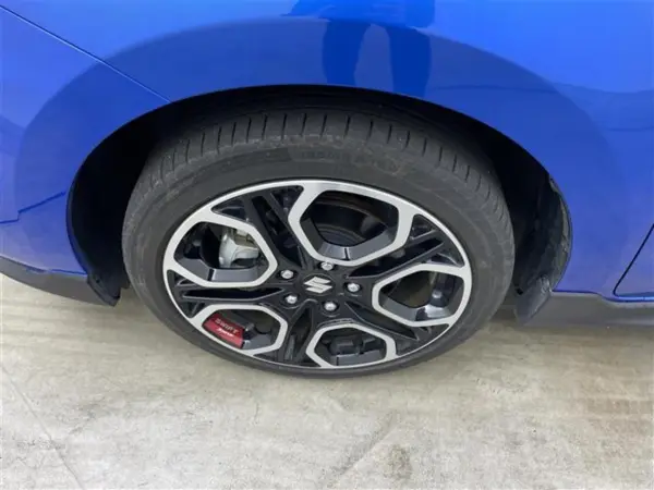 Suzuki Swift Sport 1.4 — photo 8