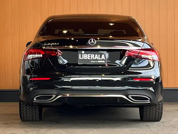 Mercedes-Benz E-Class E220d Sport (with ISG) Diesel Turbo MP202302 Exclusive Package Panoramic Sliding Roof Radar Safety Package HUD Burmester MBUX TV 360-Degree Camera Black Leather Seat Heater Power Seat 19-inch AW LED Headlights Keyless Go Power Trunk (Obsidian Black) — photo 9