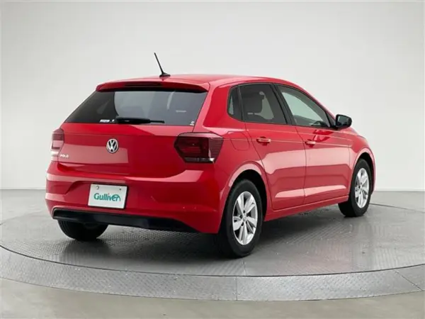Volkswagen Polo TSI Comfortline with Genuine HDD Navigation, Rear Camera, Front/Rear DVR, LKA (Red) — photo 9