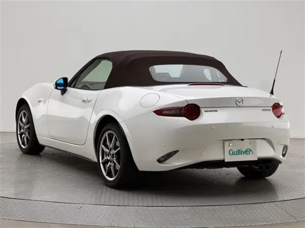 Mazda Roadster 1.5 Brown Top — photo 9