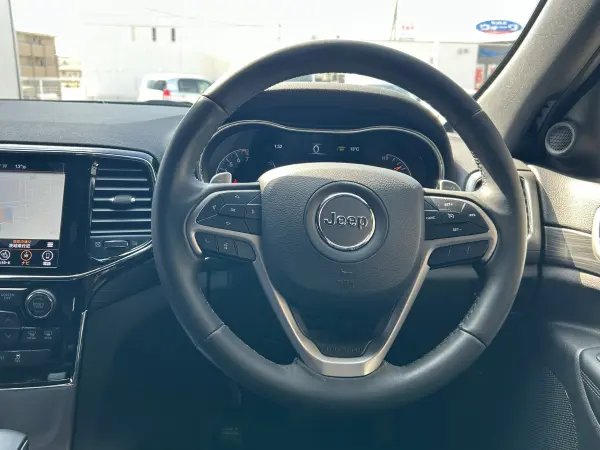 2019 Jeep Grand Cherokee — photo 3