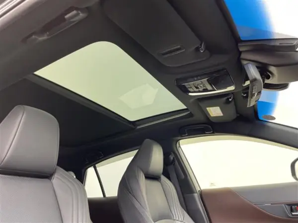 2020 Toyota Harrier — photo 3