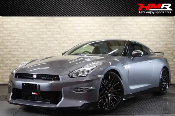 2023 Nissan Gt-r — photo 1