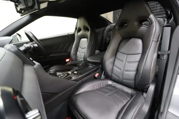 2023 Nissan Gt-r — photo 9 | Tuminion Kenya