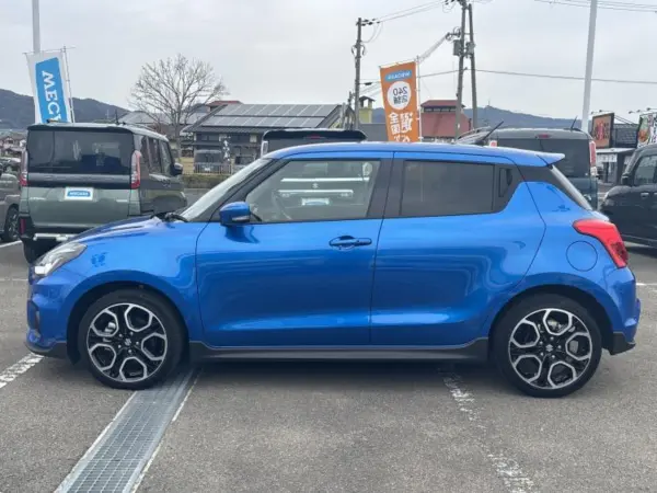 2024 Suzuki Swift — photo 2