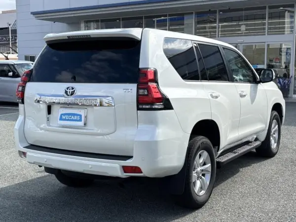 2023 Toyota Landcruiser Prado — photo 3