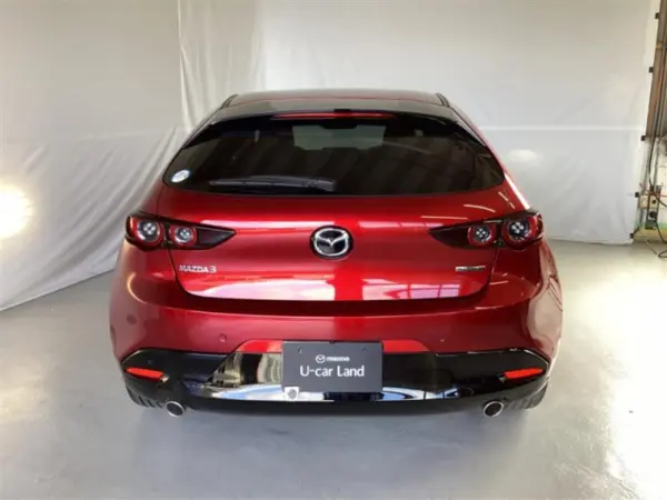 2020 Mazda 3 Fastback — photo 3
