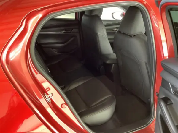 Mazda MAZDA3 Fastback 2.0 20S L Package with Memory Navigation, Full-Seg, All Cameras (Soul Red Crystal Metallic) — photo 9