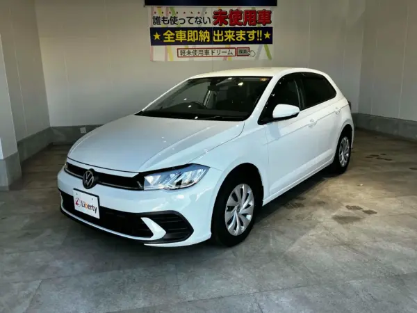 Volkswagen Polo TSI Active Basic with Genuine Display, B Camera, Collision Mitigation B, Steering Switch (Pure White) — photo 8